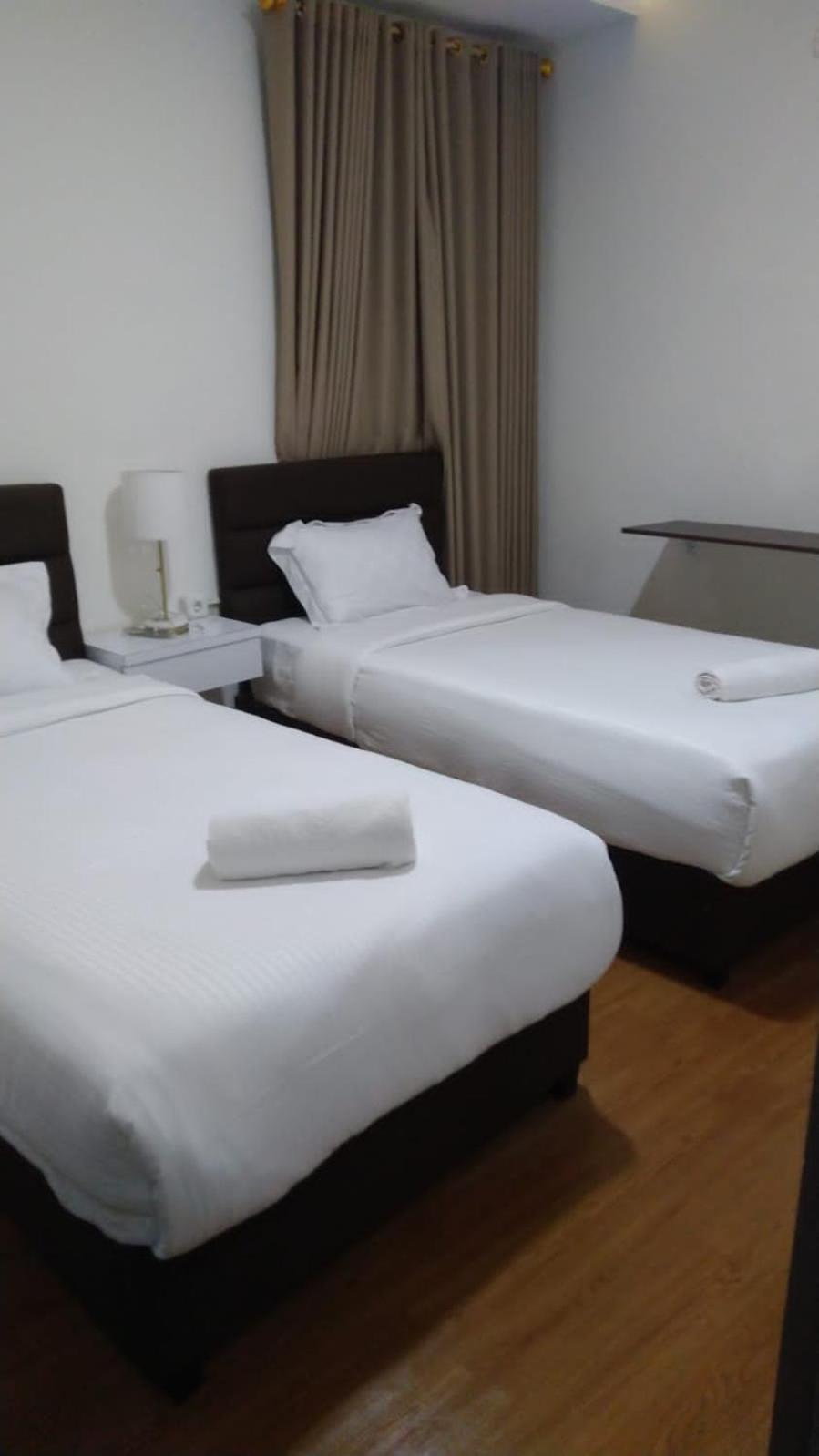 Double D Guesthouse Syariah Bukittinggi Exterior photo